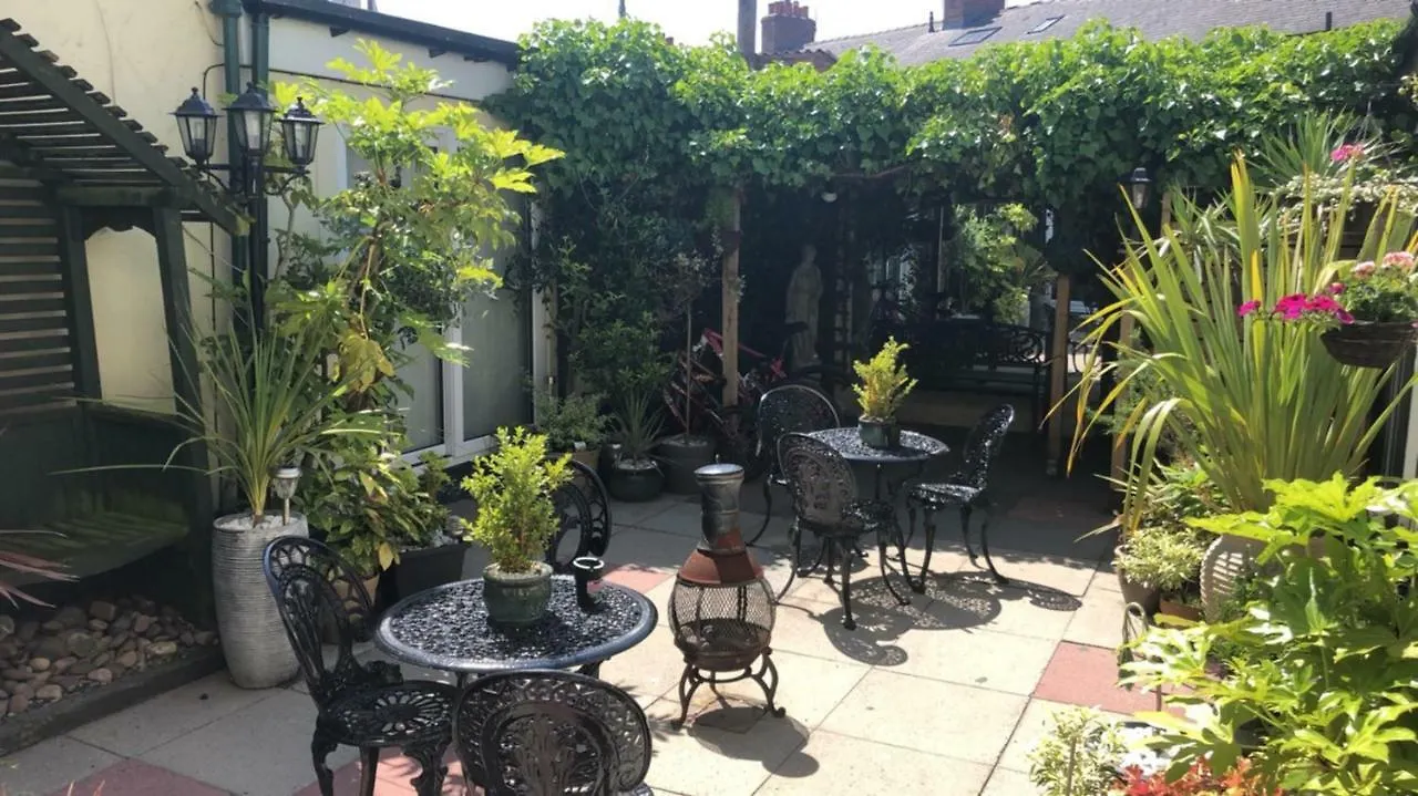 Abbey Court Guest House Carlisle  2*, Carlisle (Cumbria) Reino Unido